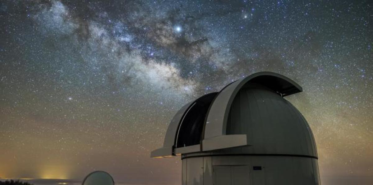 Artemis SPECULOOS SNO exterior 1920 - credit D. Padrón.jpg (Full)